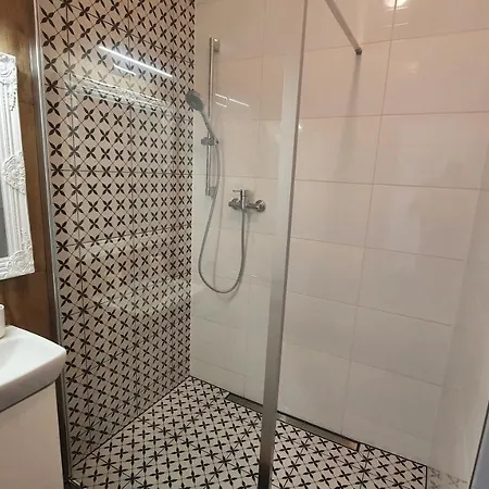 Cozy With Netflix - Apartmanovy Dom Bernard Vysoke Tatry