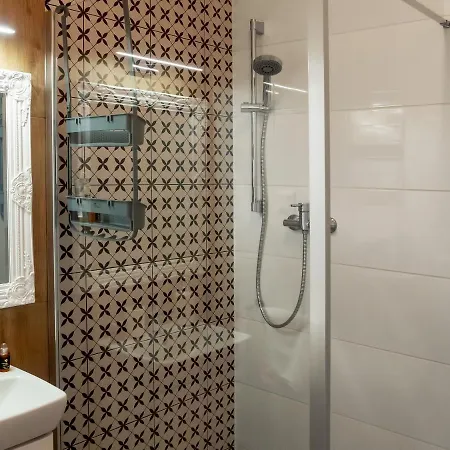 Cozy With Netflix - Apartmanovy Dom Bernard *